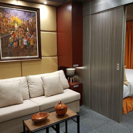 Stay Amare Green La Salle Taft Manila Exteriör bild
