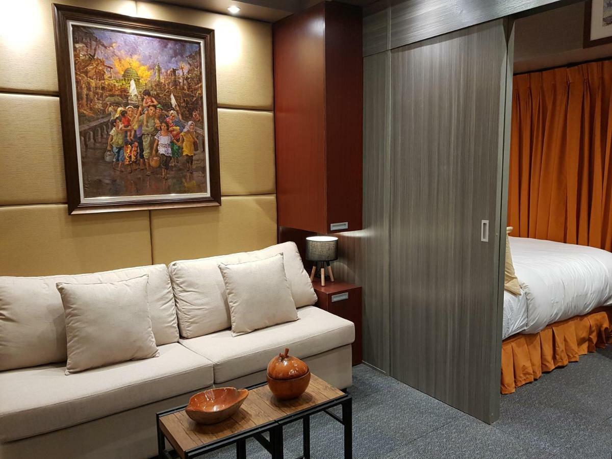 Stay Amare Green La Salle Taft Manila Exteriör bild